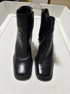 Nine West Black Leather Square-Toe Ankle Booties